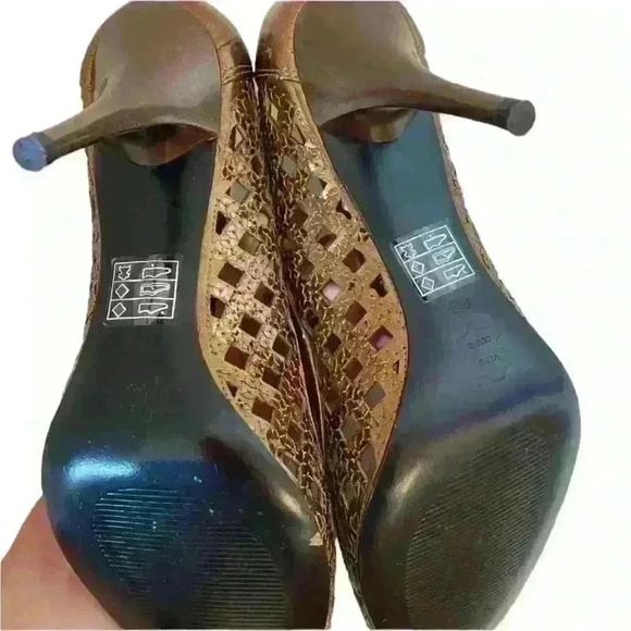 STUNNING Charles by Charles David sequin Metalic bronze/brown 🤎 - Picture 2 of 9